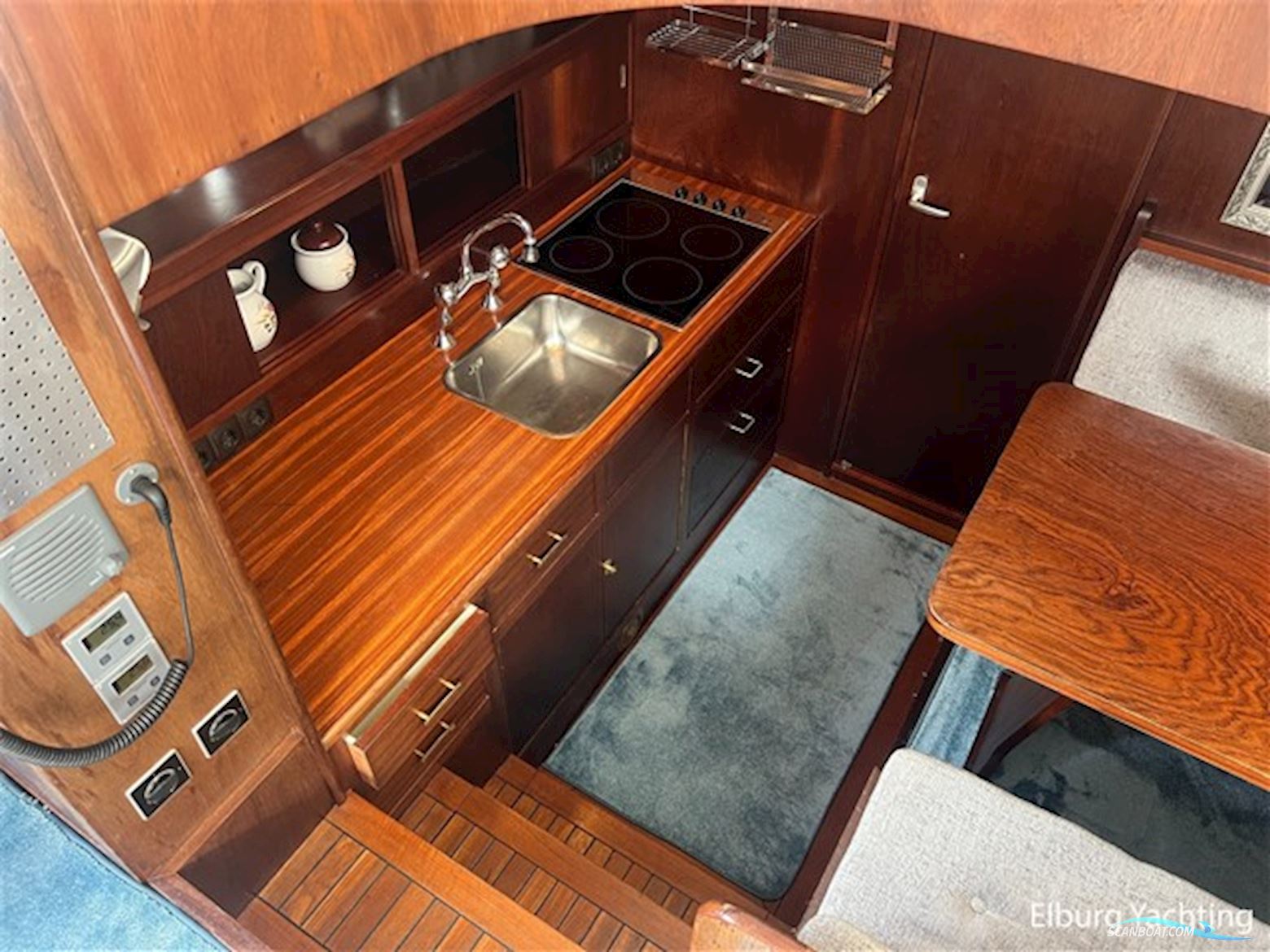 Super Van Craft 13.80