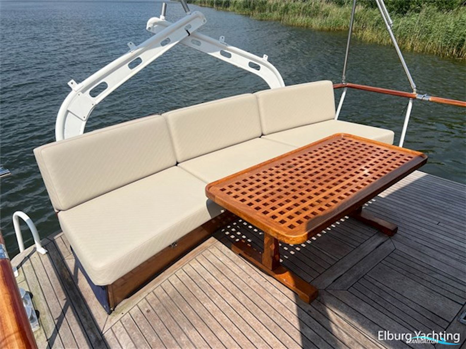 Super Van Craft 13.80