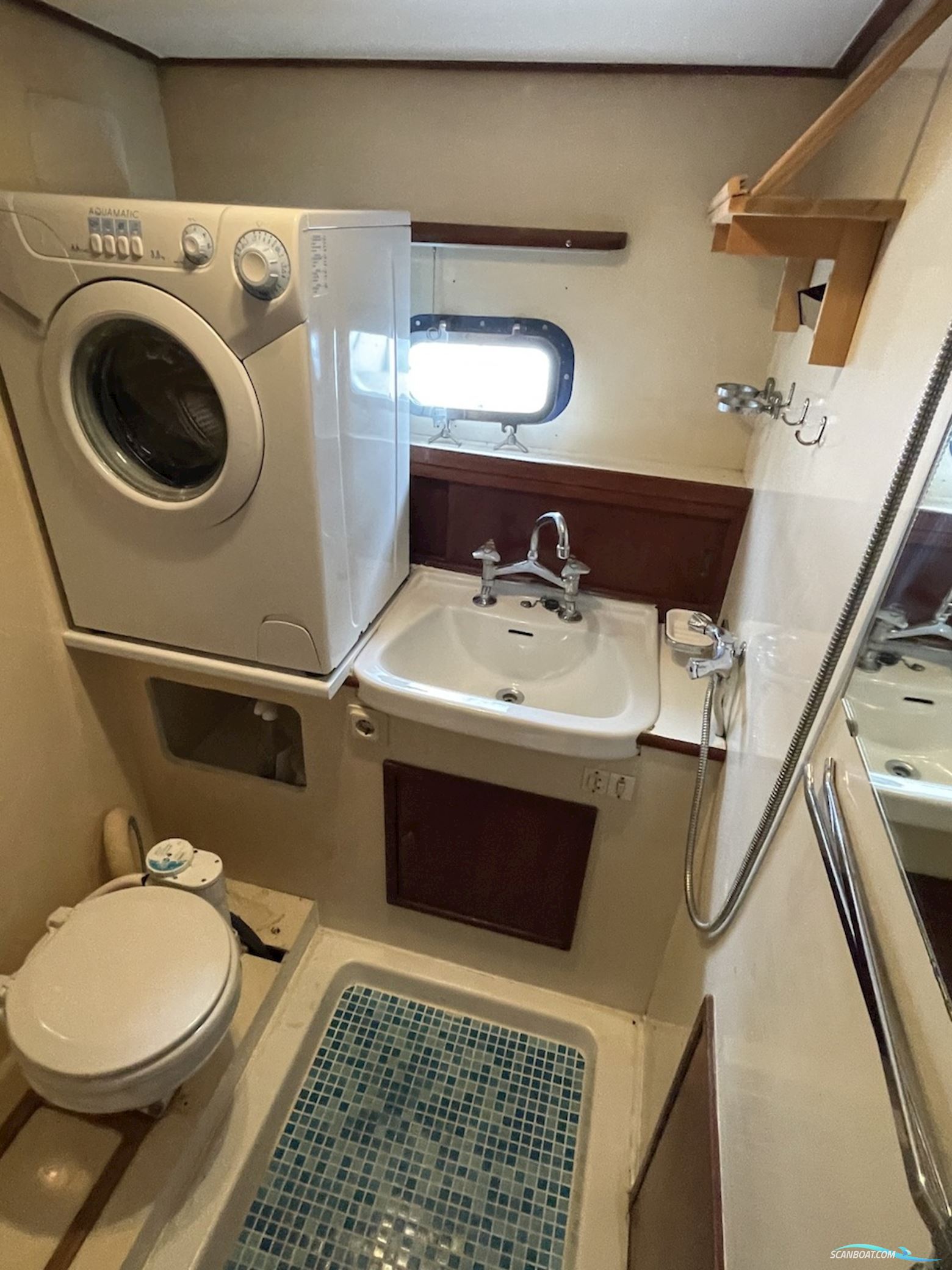 Super Van Craft 1400