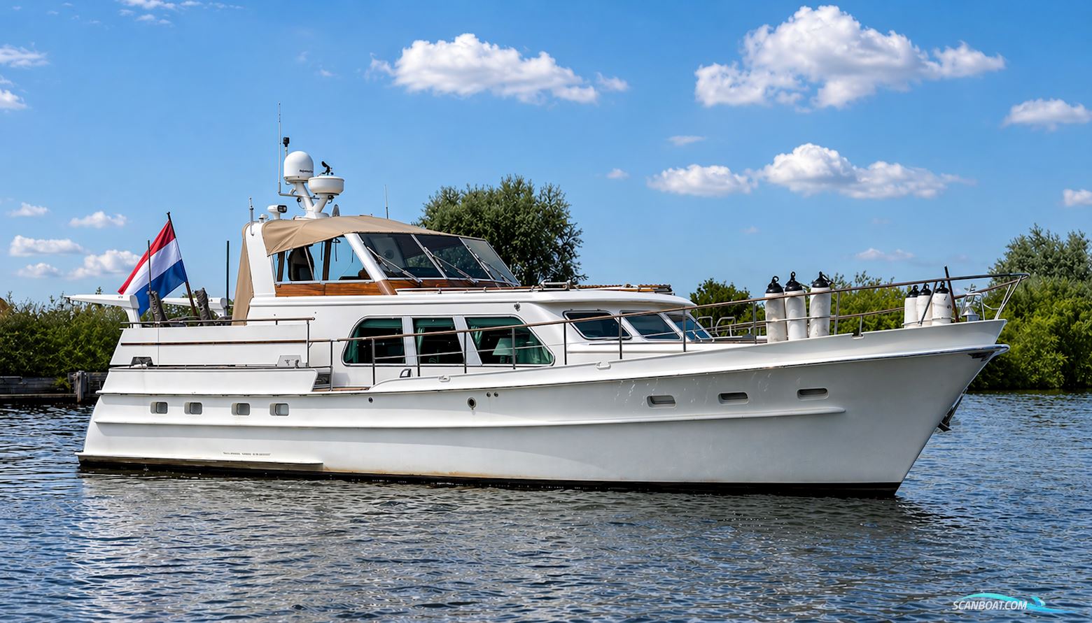 Super Van Craft 14.80 Cabrio Stabilizers Motorboat 2010, with John Deere engine, The Netherlands