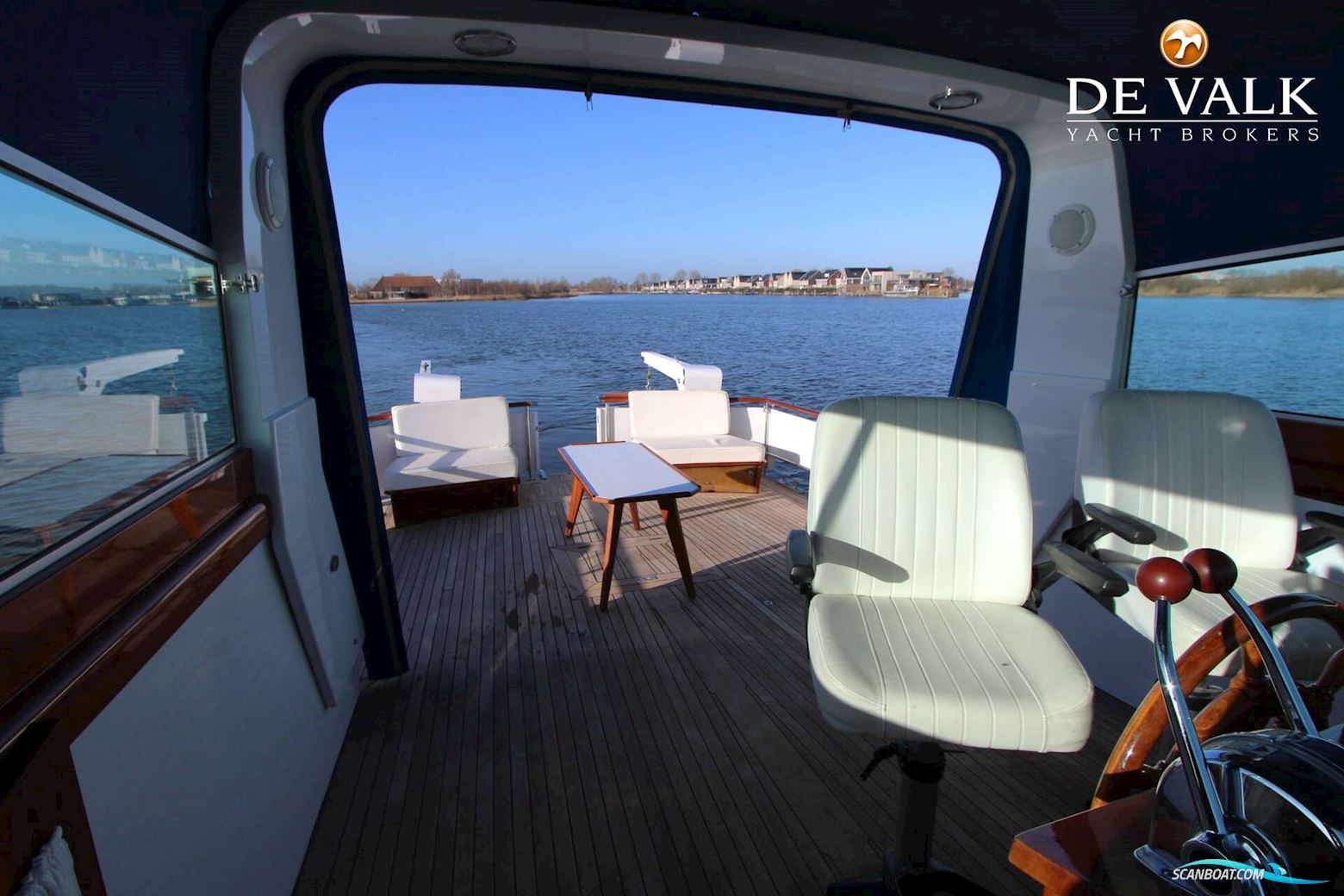 Super Van Craft 1570