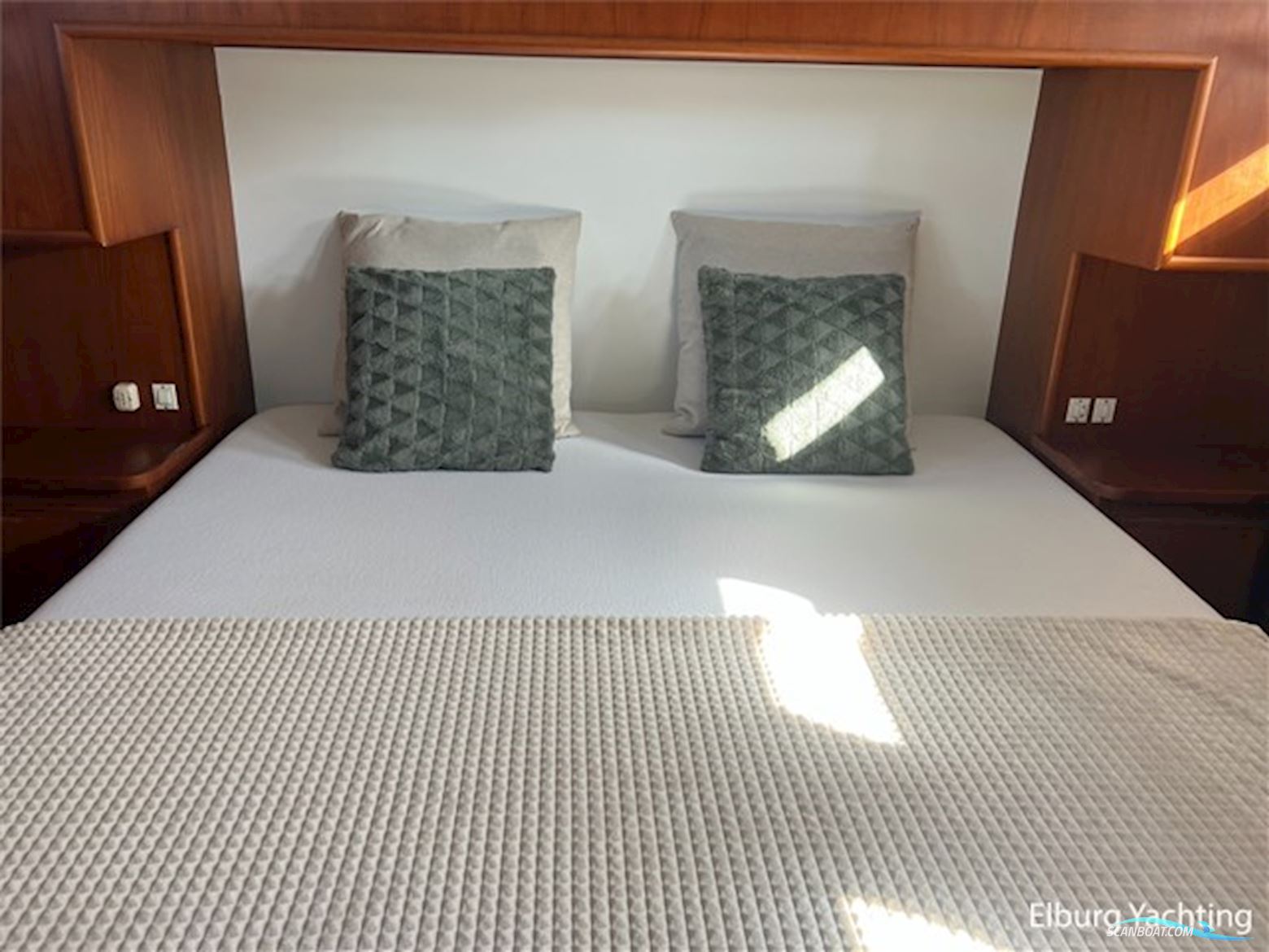 Super Van Craft 16.20