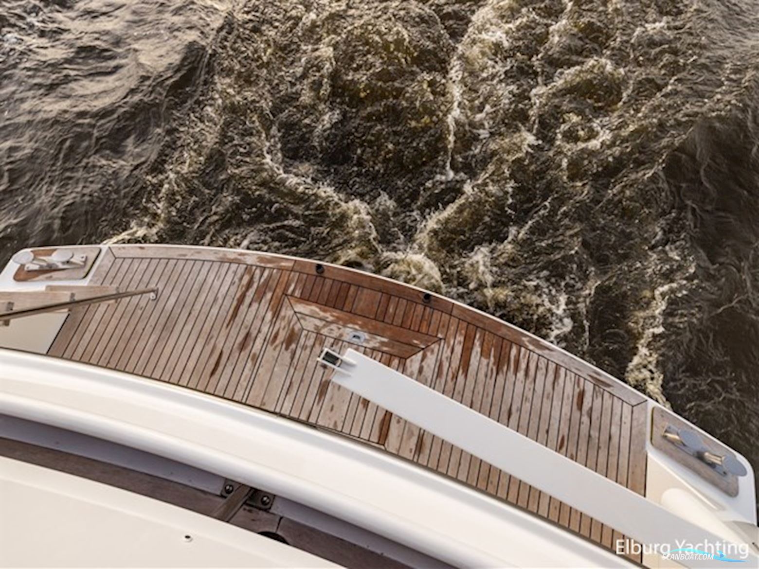 Super van Craft 18.60 - Vast Stuurhuis 