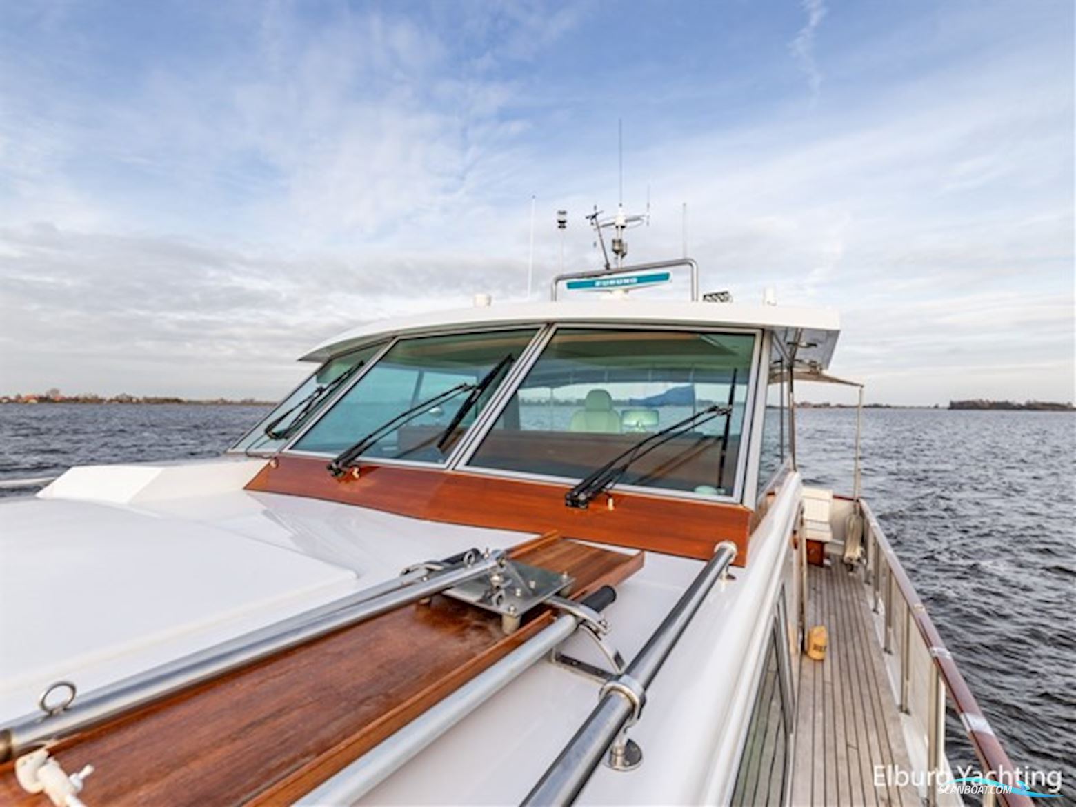 Super van Craft 18.60 - Vast Stuurhuis 