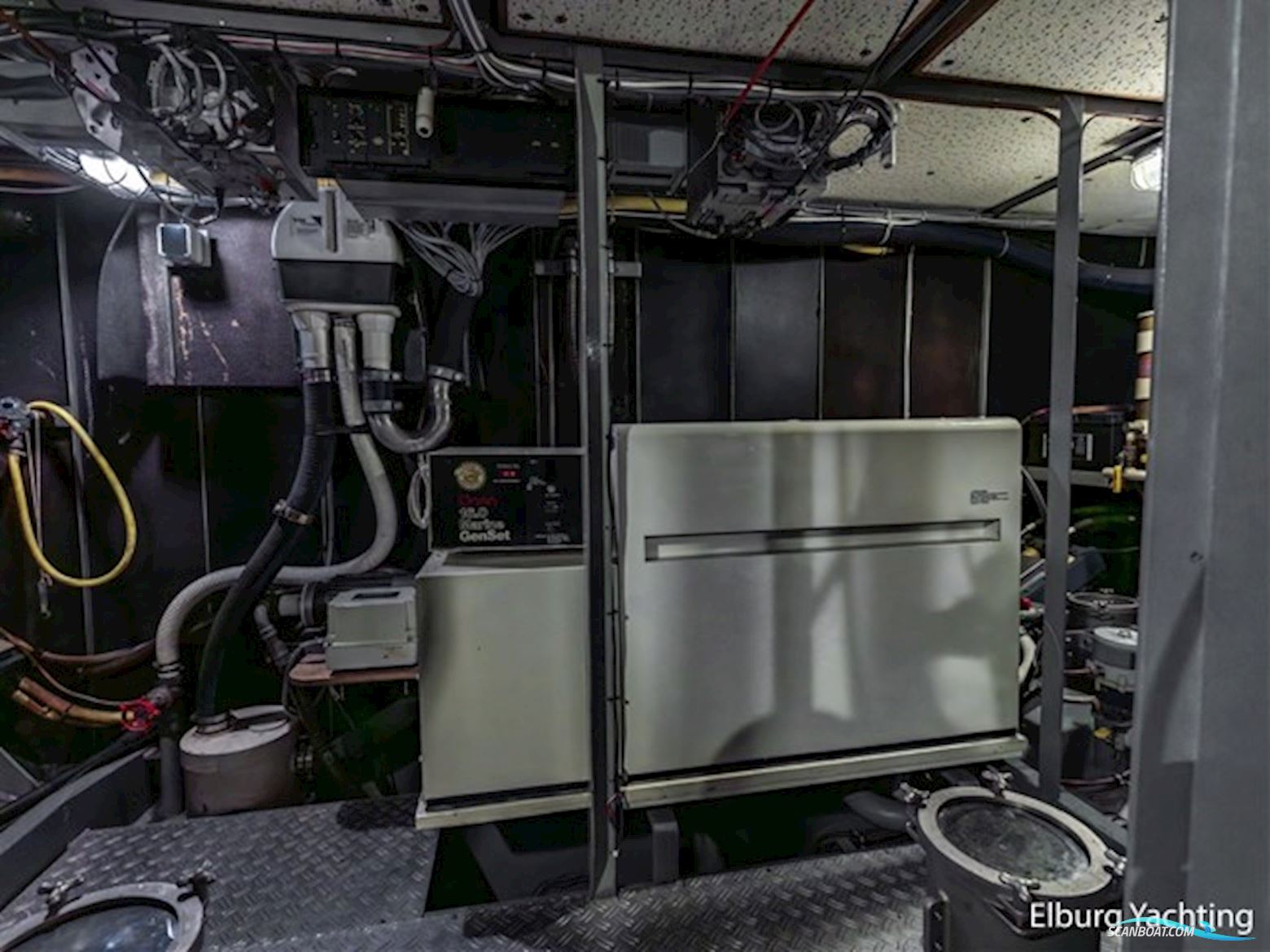 Super van Craft 18.60 - Vast Stuurhuis 