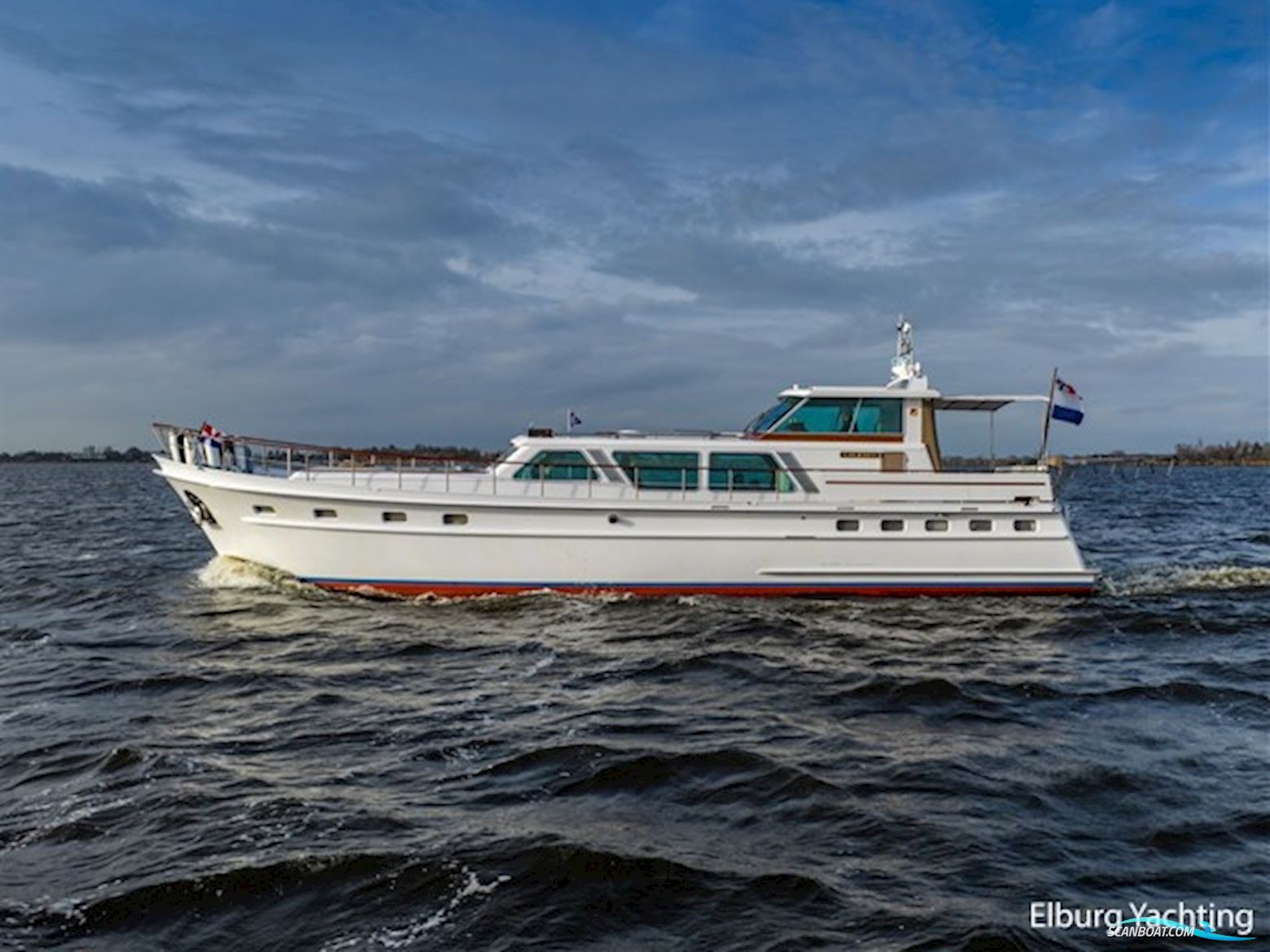 Super van Craft 18.60 - Vast Stuurhuis 