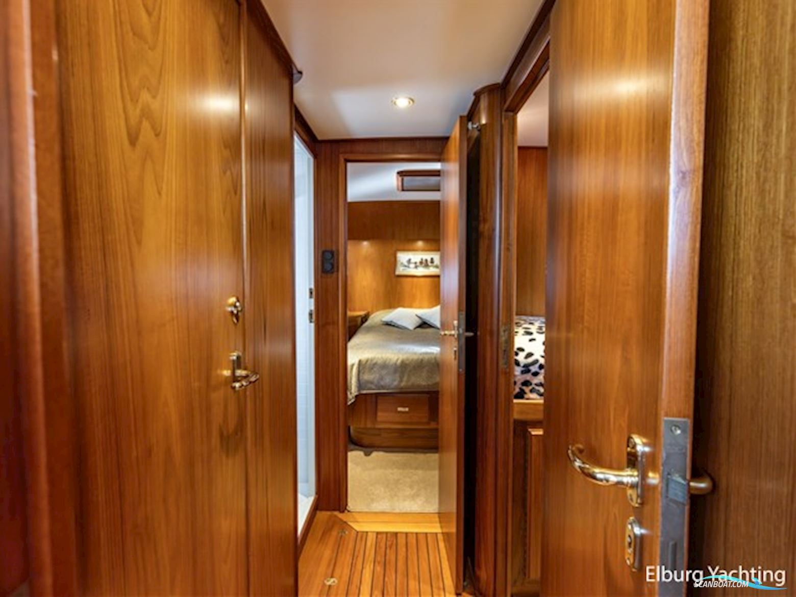 Super Van Craft 18.60 - Vast Stuurhuis