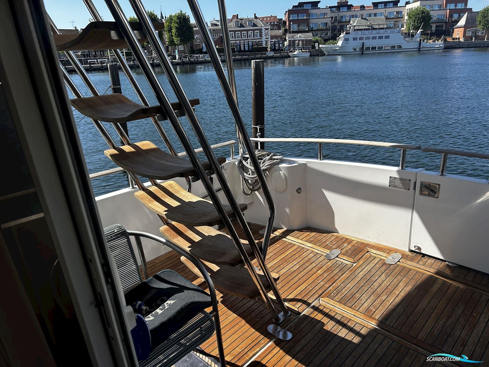 swift Trawler 42
