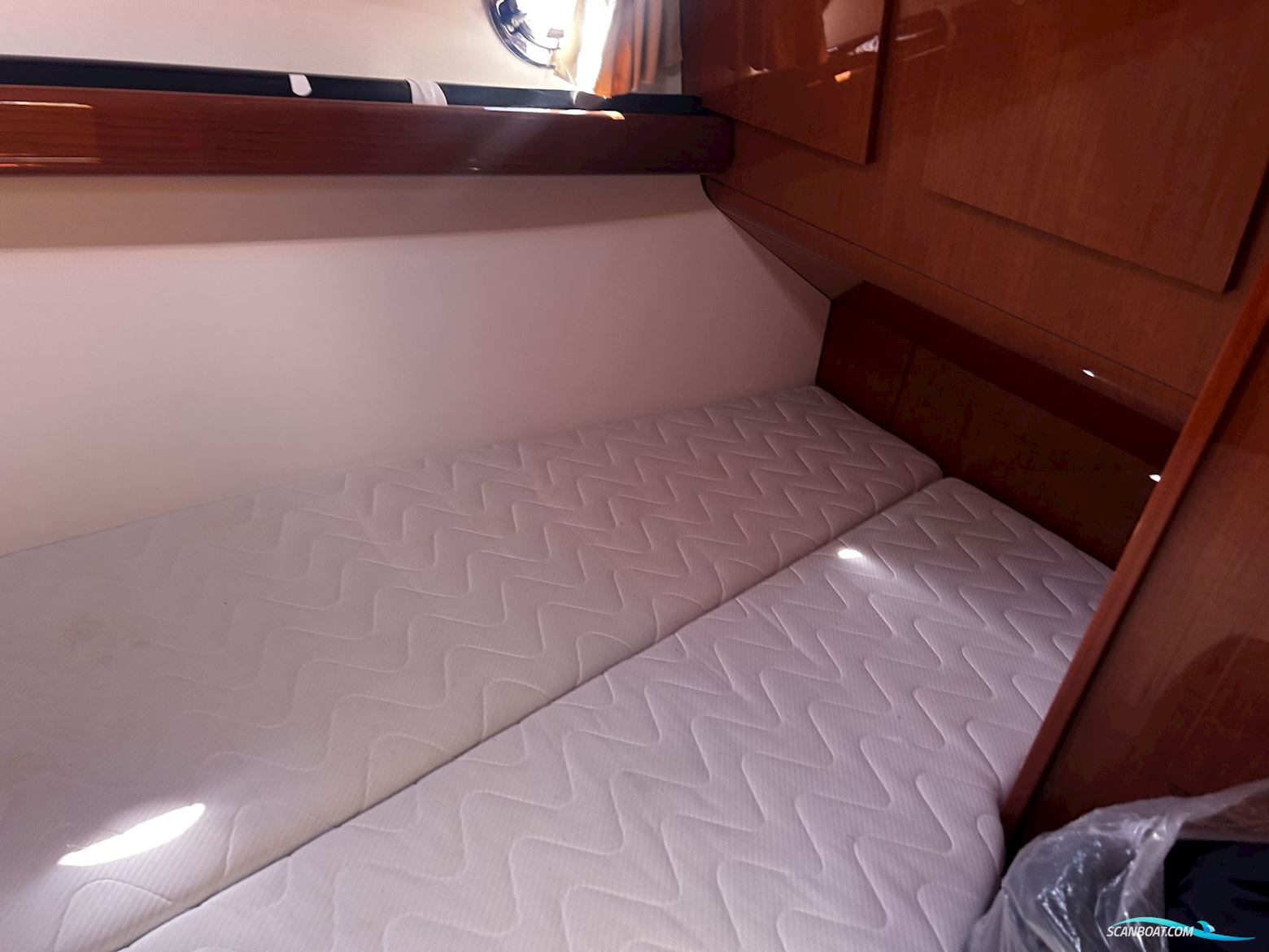 swift Trawler 42