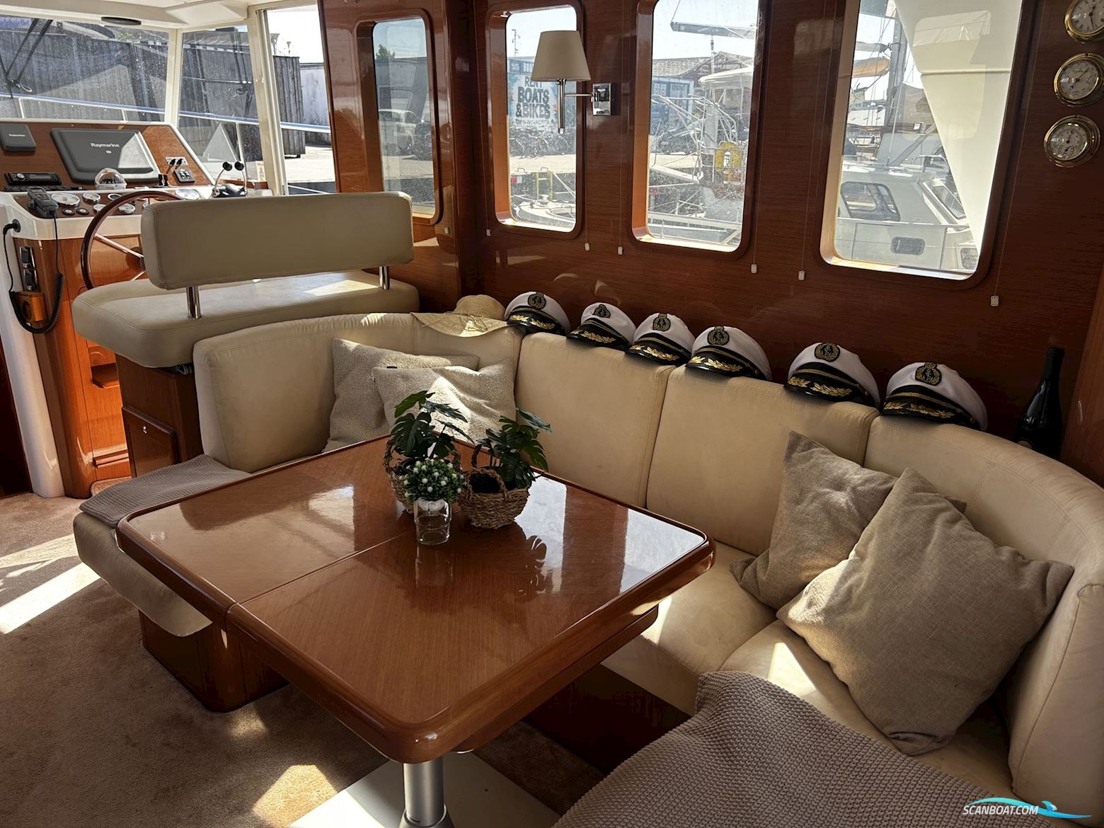 swift Trawler 42