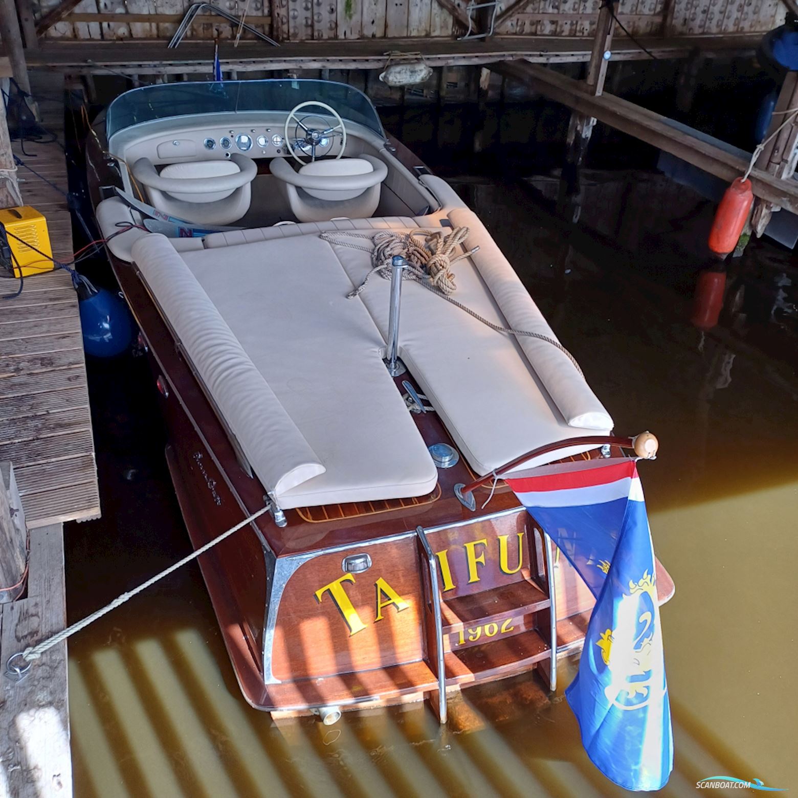 Swiss Craft Riviera Runabout