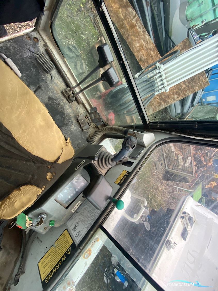 Takeuchi TB125 2,8 Tons