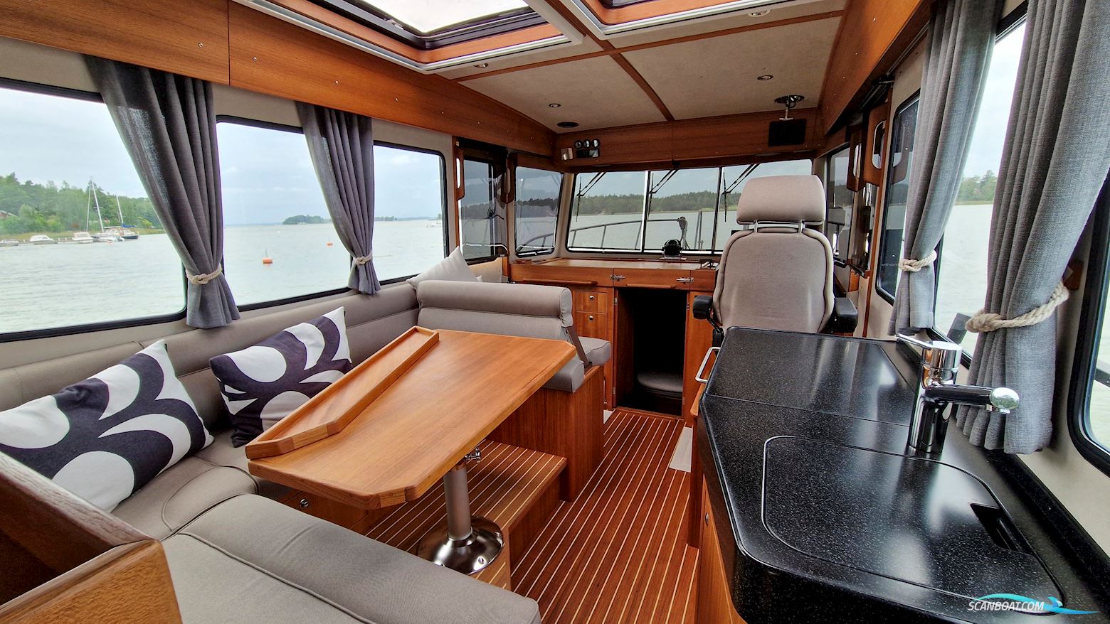 Targa 37 CFC Aft Door 