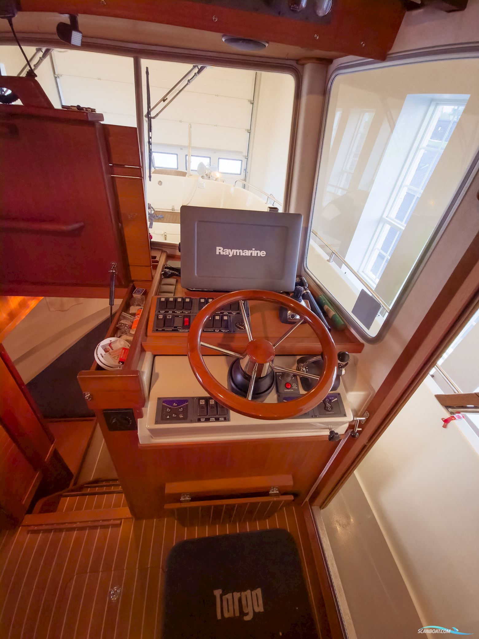 Targa 37