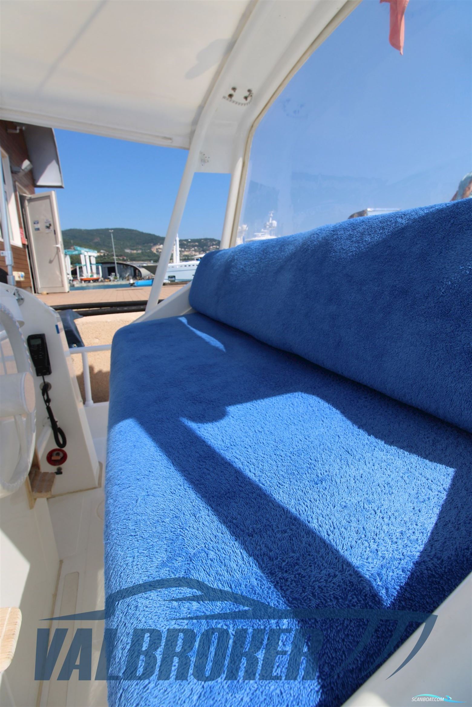 Tecnoyacht Puma 2000