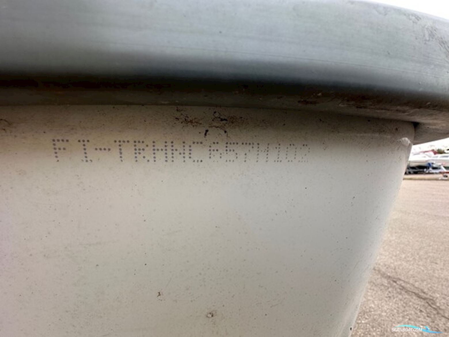 Terhi 6020 (2002) Med Yamaha 25 HK (2001) + Trailer & Udstyr – Nyserviceret – 45.000 kr