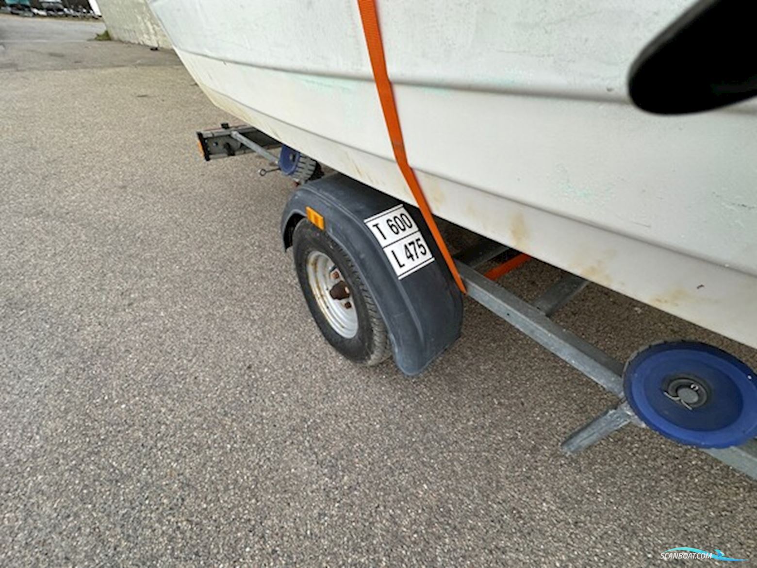 Terhi 6020 (2002) Med Yamaha 25 HK (2001) + Trailer & Udstyr – Nyserviceret – 45.000 kr