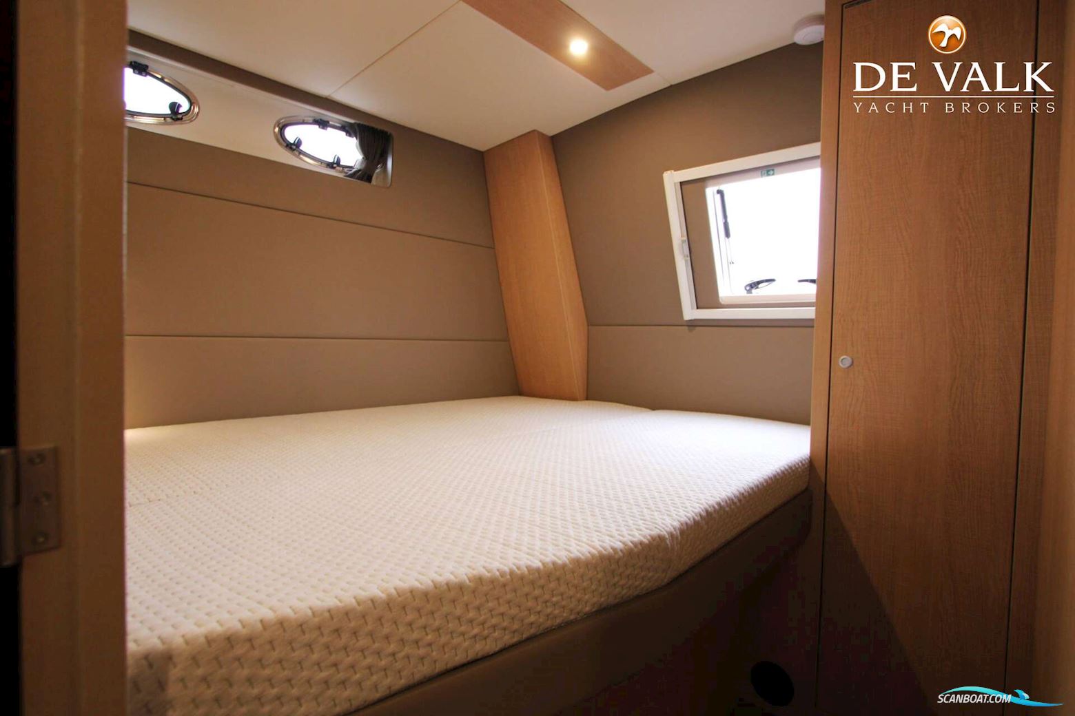 Thomasz Yacht 412 AC
