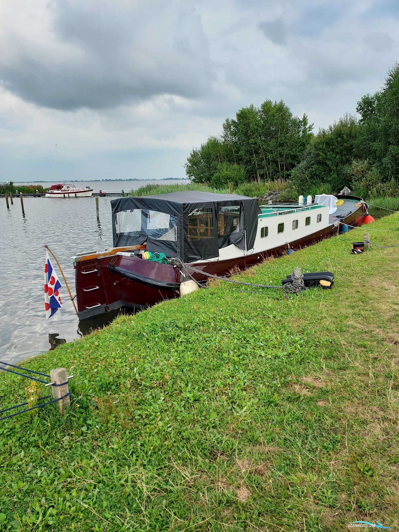 Tjalk Motortjalk 14.80 Motorboat 1906, with Compleet Gereviseerd engine, The Netherlands