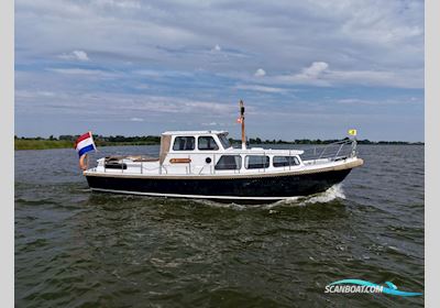 Tjeukermeer Vlet 10.50 OK AK Motorboat 1977, with 90 engine, The Netherlands