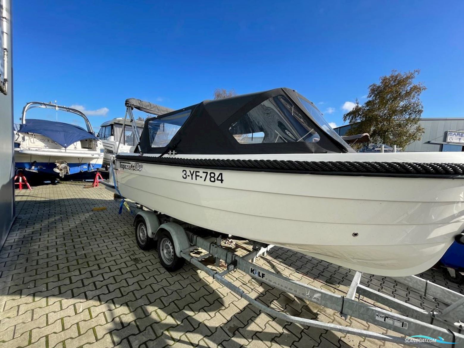 Topcraft  605 Tender