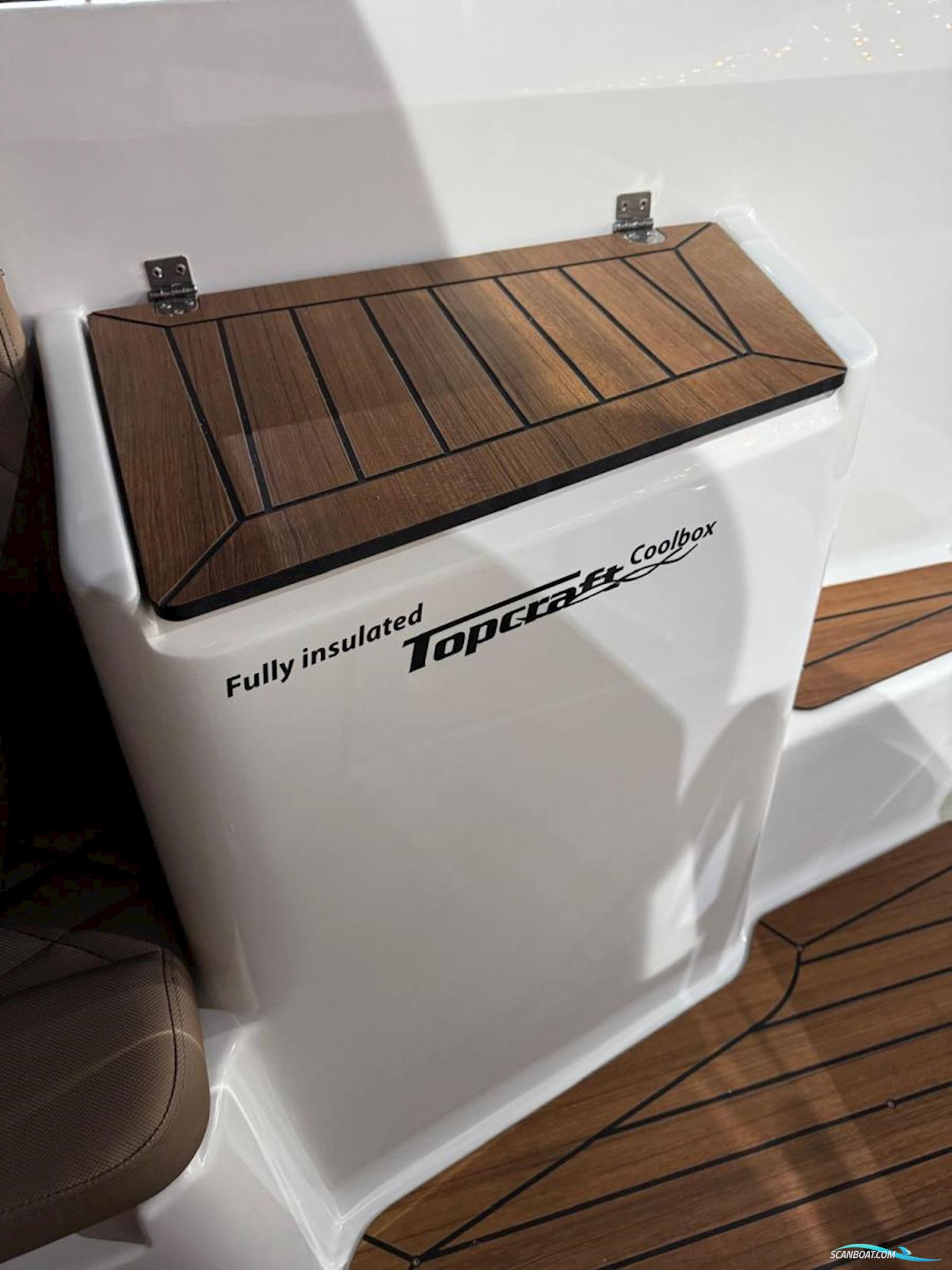 Topcraft 627 Tender