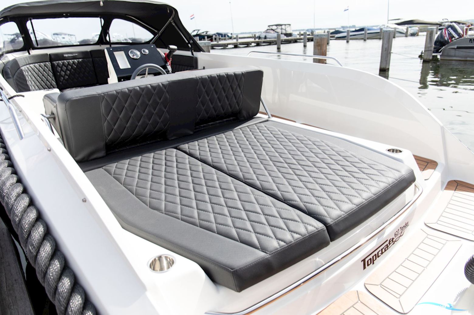 Topcraft 627 Tender