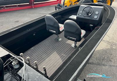 Tracker Magna 17 Motorboat 2006, with Mercury 115hk Optimax -2006 engine, Sweden