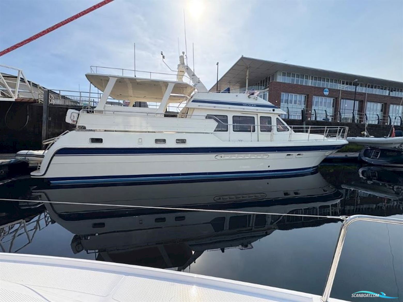 Trader  535 Signature