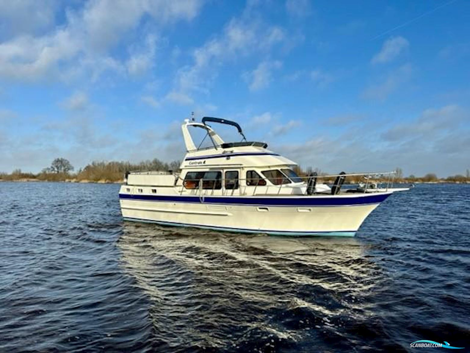 Trader 41+2 Motorboat 1988, with Ford Sea Lion engine, The Netherlands