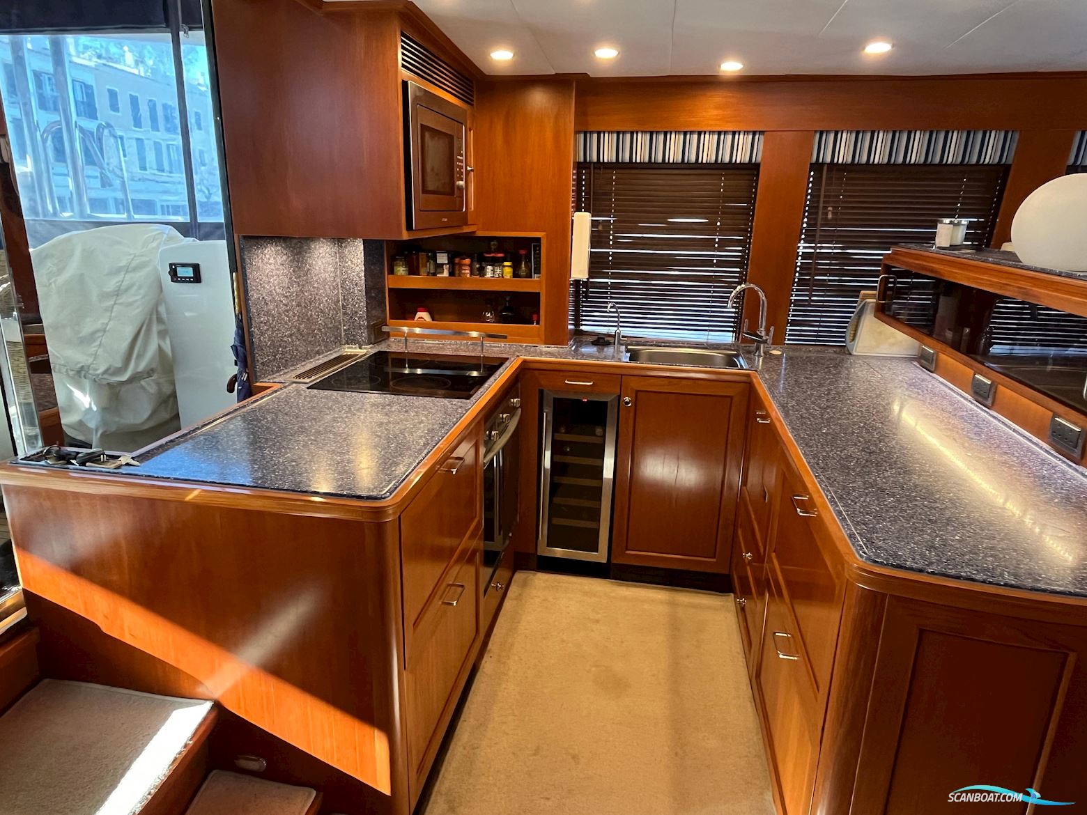 Trader 64 Sunliner
