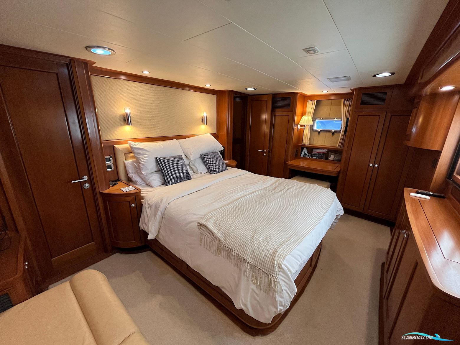 Trader 64 Sunliner