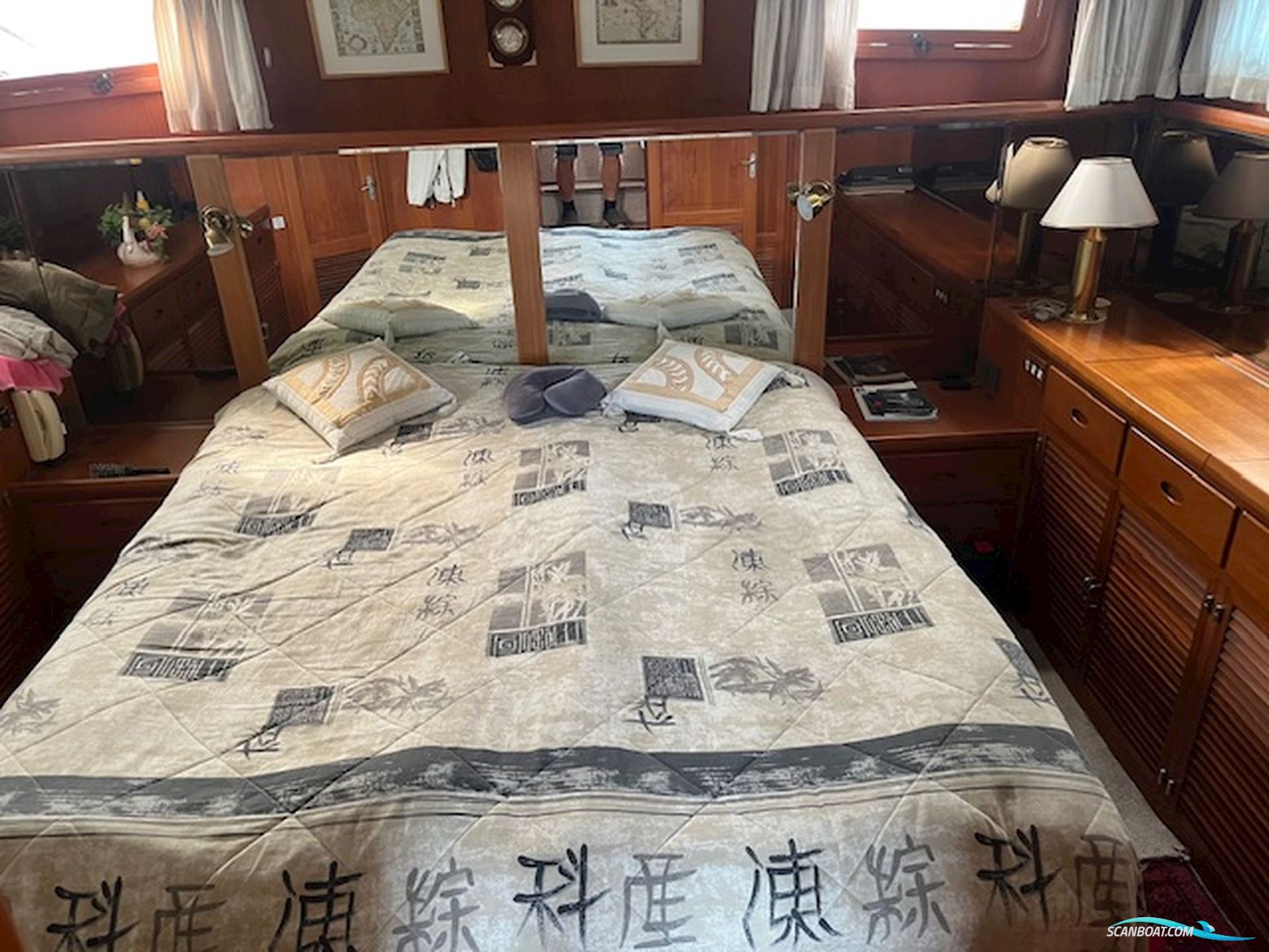 Tradewind 43 Sundeck