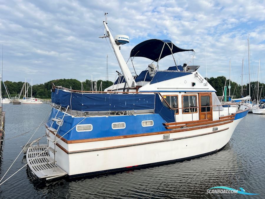 Trawler Sea Ranger 36 Motorboat 1982, with 2 x Sole SM105L 6cyl Diesel -2019 engine, Sweden