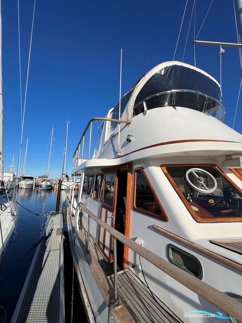 Trawler Sedan 41 Europe 