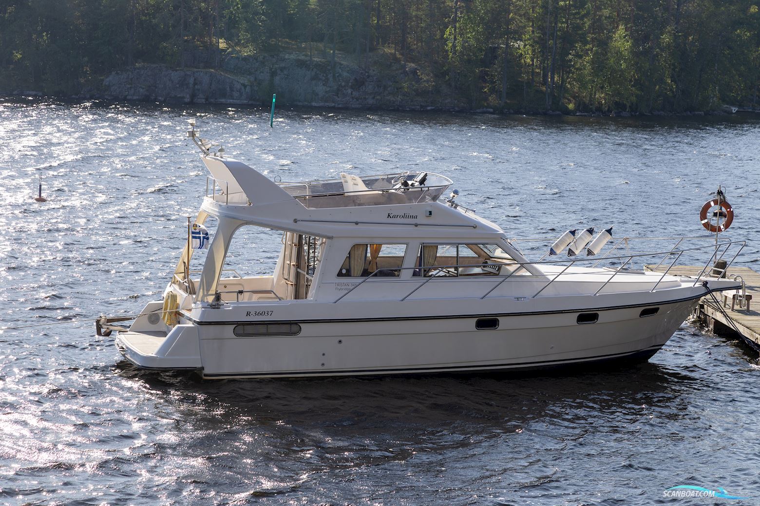 Tristan 345 Flybridge Motorboat 1999, with Mercruiser 7,3l D-Tronic, Model4-D72010M1, V8 Diesel+Bravo3 Sterndrive engine, Finland
