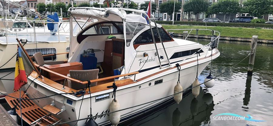 Trojan Yacht 25 Express