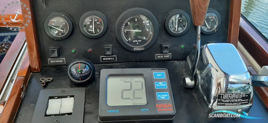 Trojan Yacht 25 Express