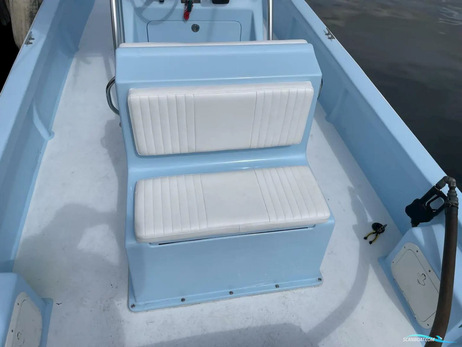 Twin Vee 26 Blue Fin