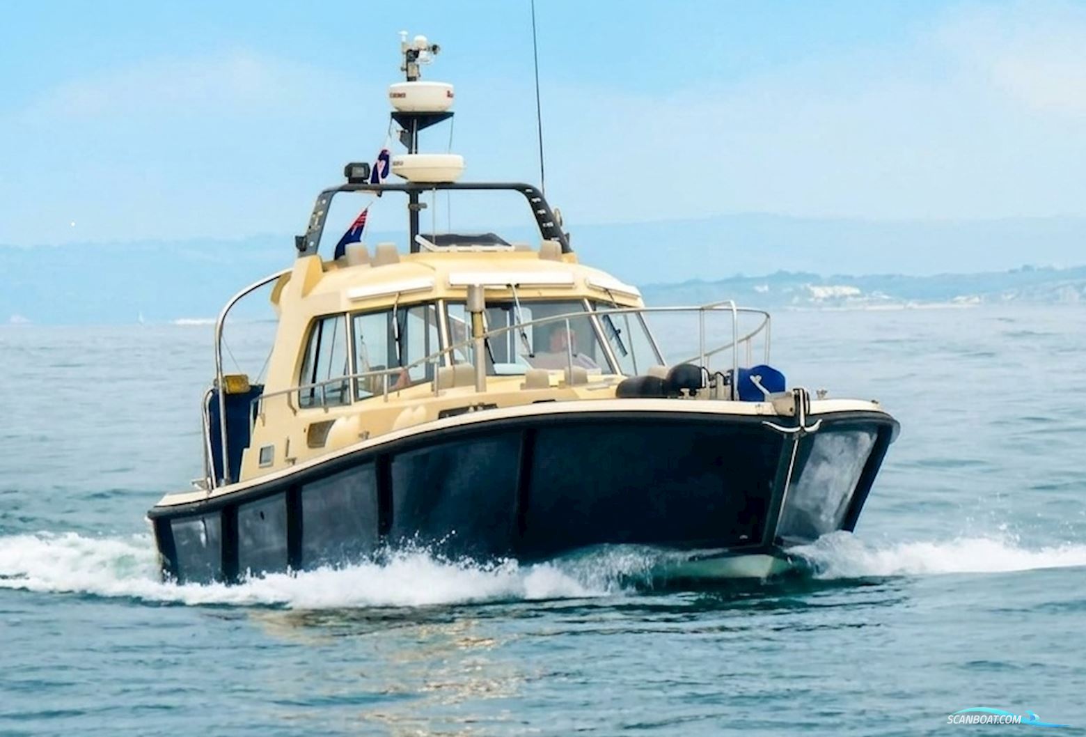 Tyler Vortex 43 Motorboat 1990, with Detroit engine, United Kingdom