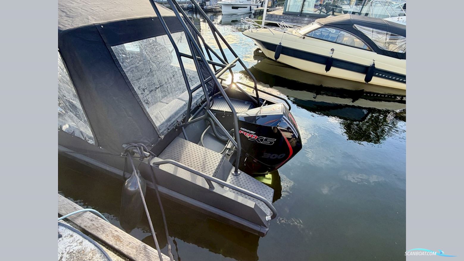 Ums Boats 805 DC