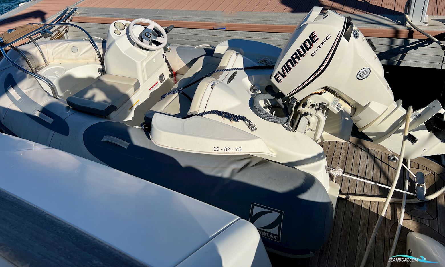 UNIESSE 72 MY