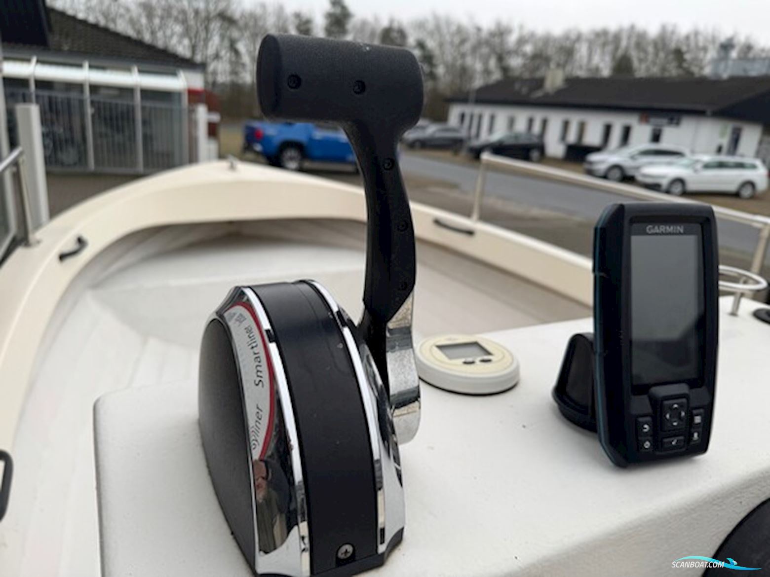 Uttern 560Ø med 40 hk Mercury-EFI 4 takt