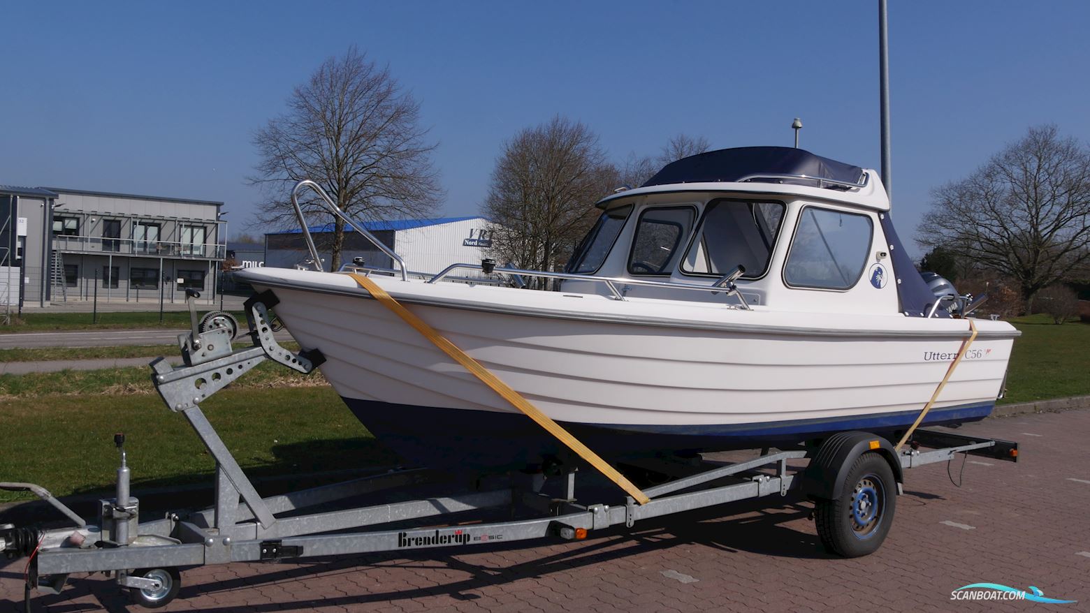 Uttern C56 - Kabinenboot-Version