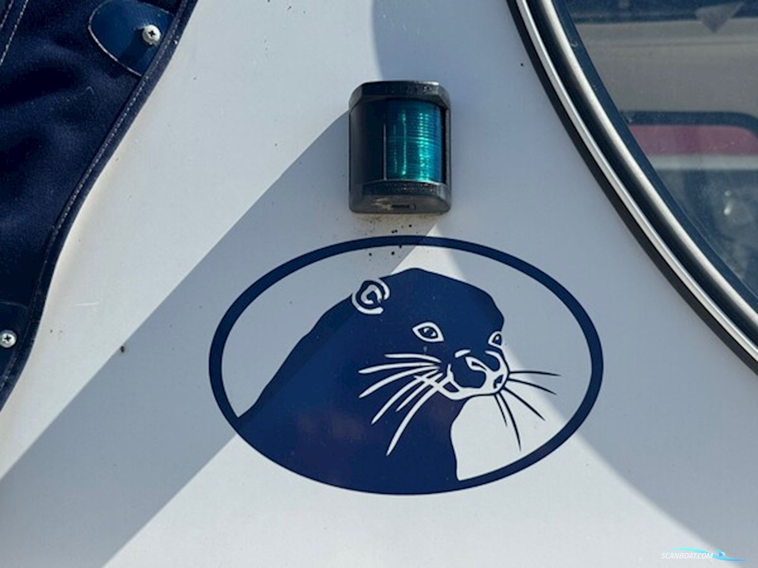 Uttern C56 med 60 hk Mercury-EFI 4 takt.