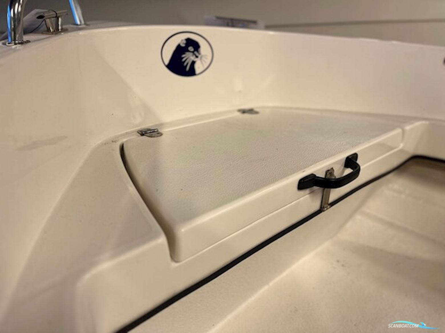 Uttern C56 Med 60 hk Mercury-Efi 4 Takt.