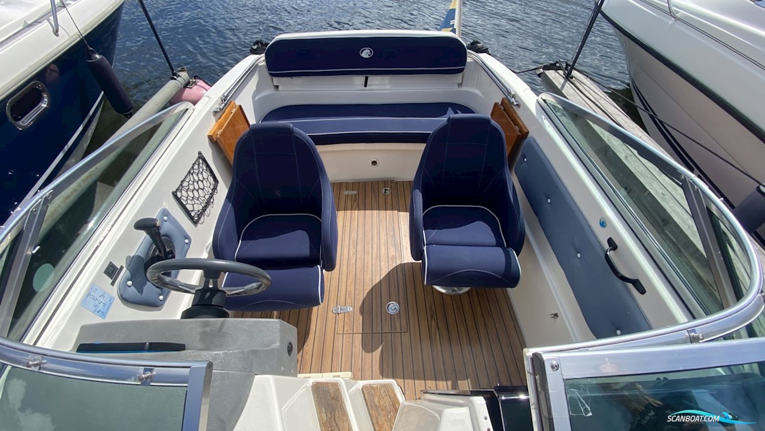 Uttern D55 EXCLUSIVE