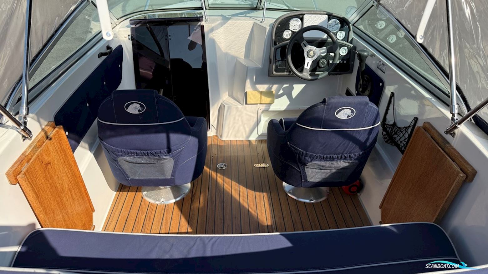 Uttern D55 Exclusive