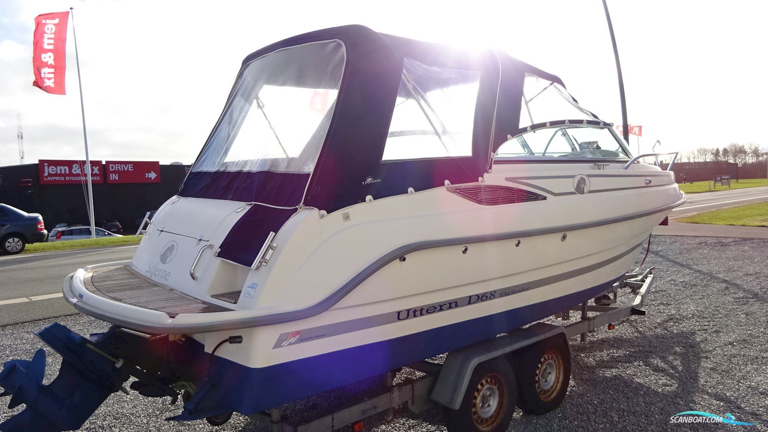 Uttern D68 Exclusive Med 4,3 Mpi og Trailer