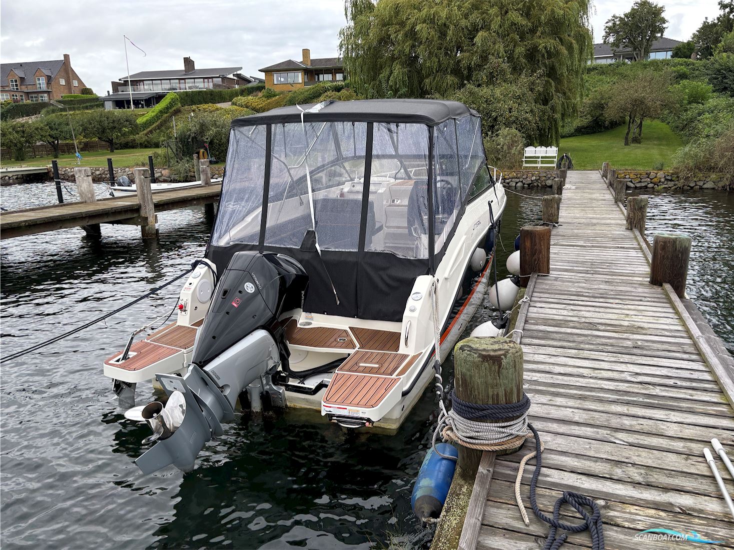 Uttern D77 Motorboat 2023, with Mercury F300 EXLPT Efi V8 årgang 2024 engine, Denmark